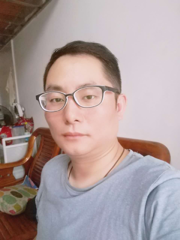 流星的尾巴的第一张照片--长汀相亲网