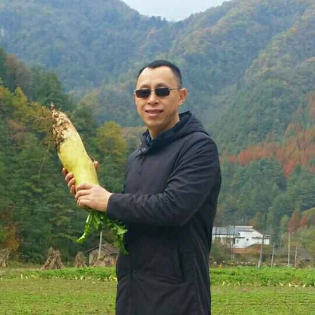 墨迹男的第一张照片--长汀相亲网