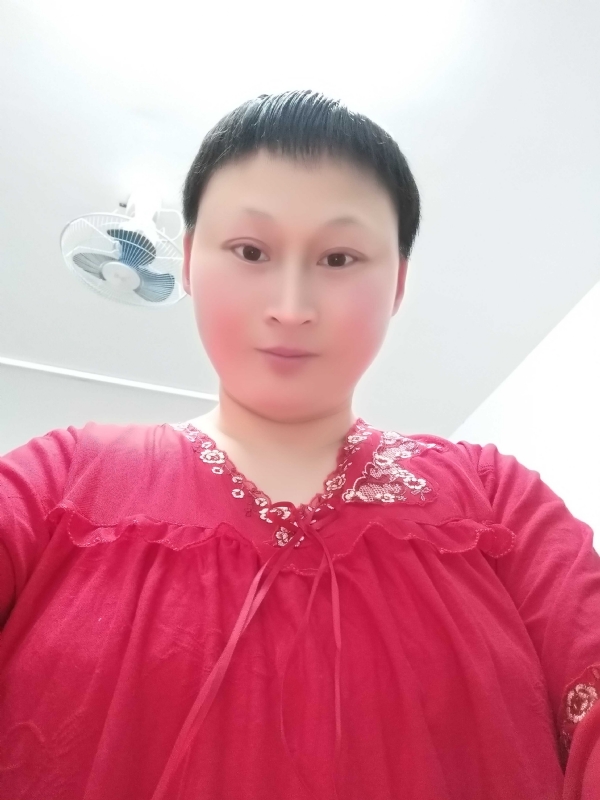 彩虹姐姐永不言弃的第一张照片--长汀相亲网