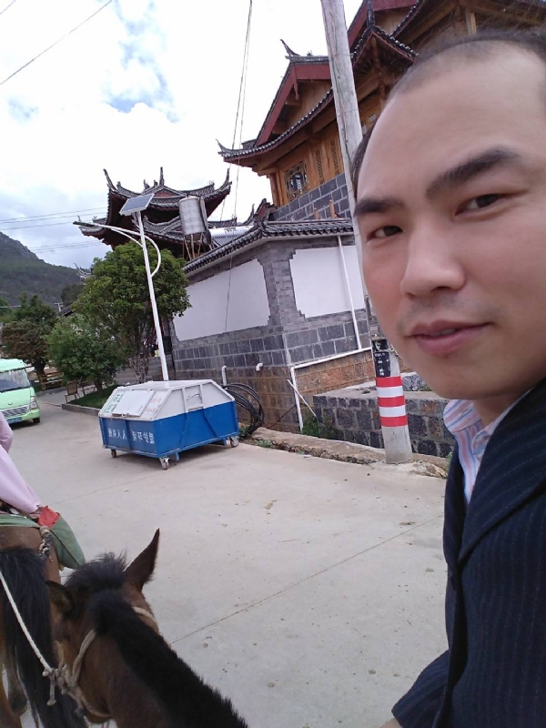 当代军人的第一张照片--长汀相亲网