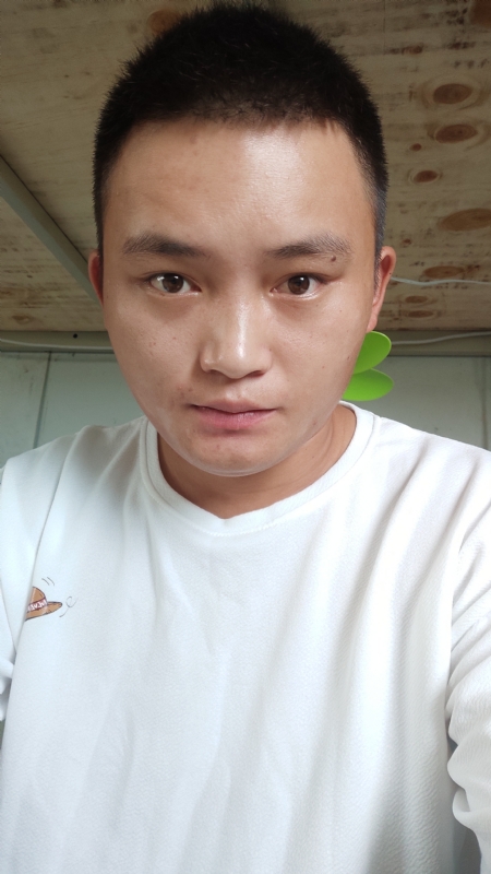 水里面的云呀的第一张照片--长汀相亲网