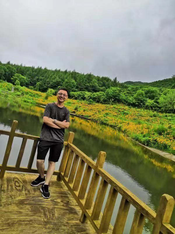 正能量的第三张照片--长汀相亲网