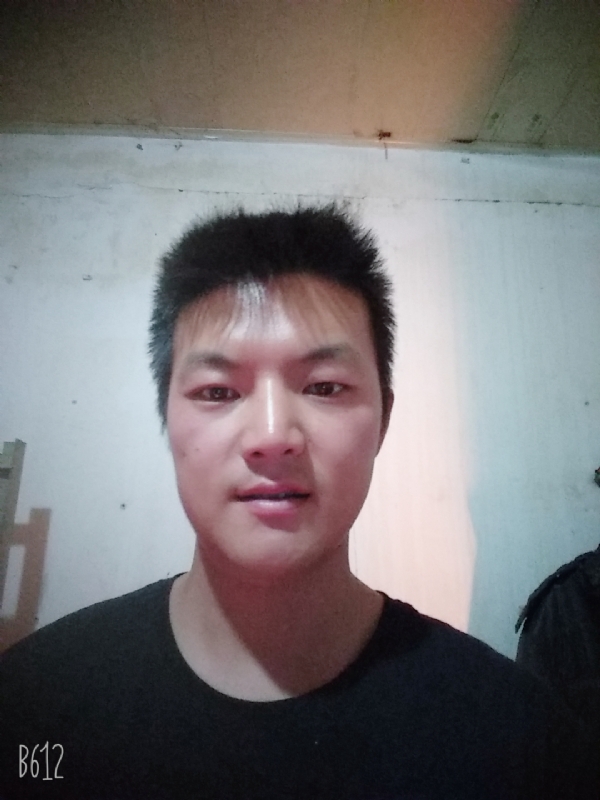 风轻云淡的第一张照片--长汀相亲网
