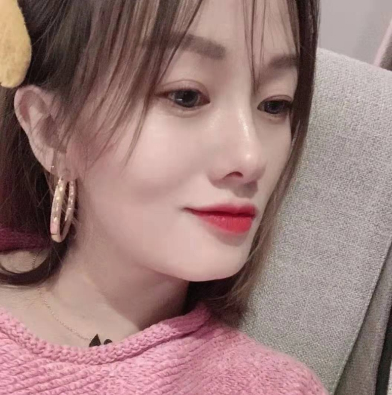 微醺的笑容的第一张照片--长汀相亲网