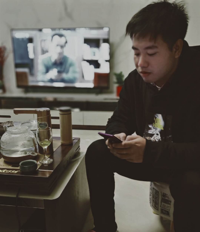 嗯今年能脱单吗的第一张照片--长汀相亲网
