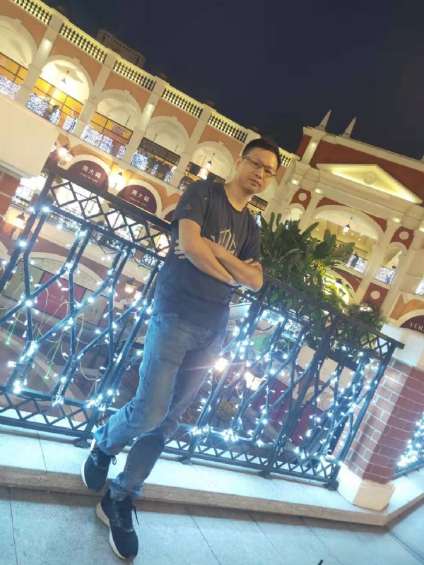 落单恋人的第一张照片--长汀相亲网
