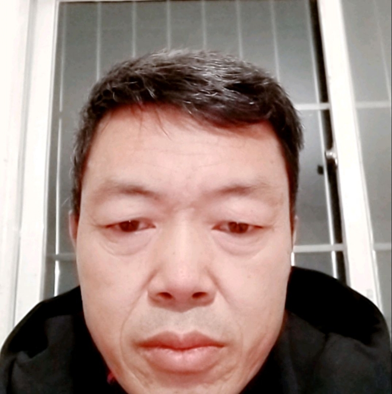 心静的第一张照片--长汀相亲网
