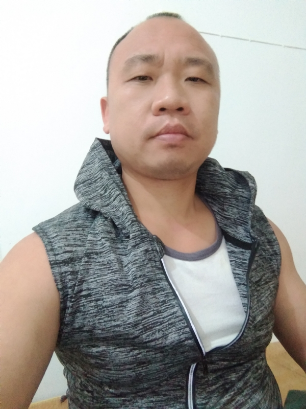 whm的第二张照片--长汀相亲网