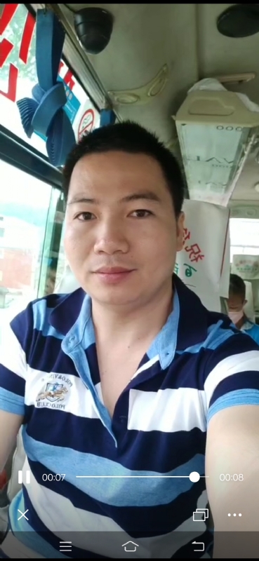 恋人未满的第一张照片--长汀相亲网