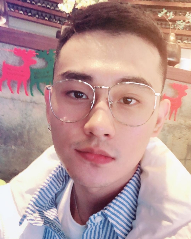 胡强很孤单的第一张照片--长汀相亲网