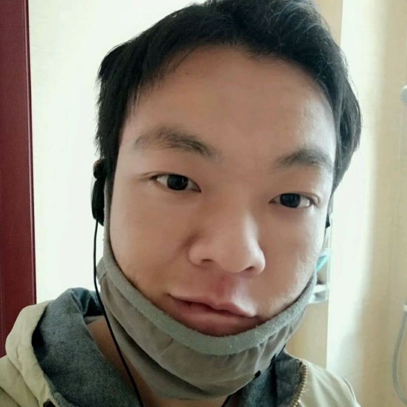泡沫哭泣的第一张照片--长汀相亲网