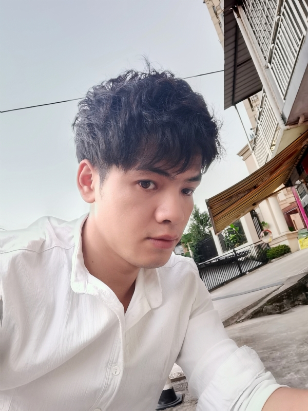 幕后老板的第二张照片--长汀相亲网