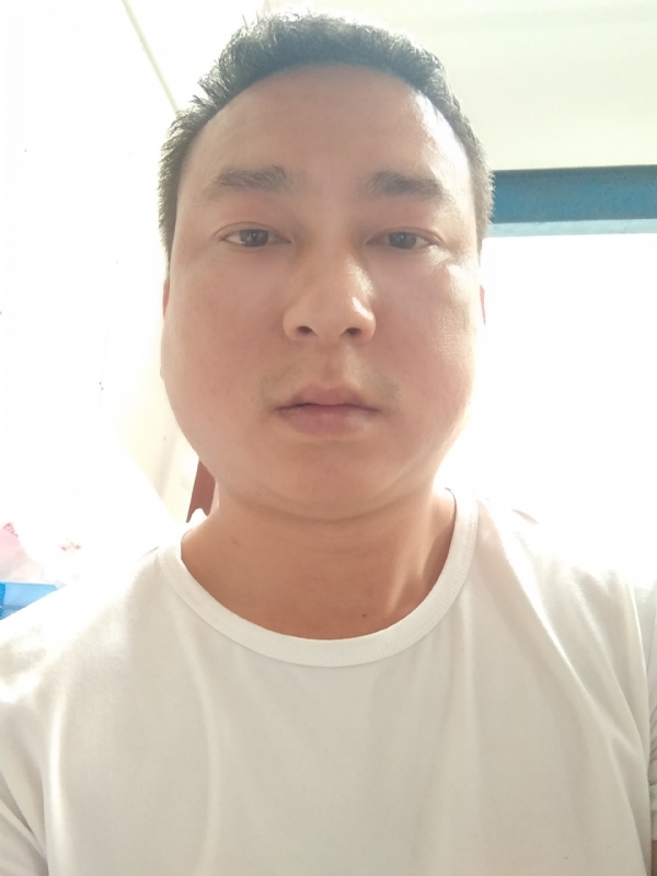 大叔的第一张照片--长汀相亲网