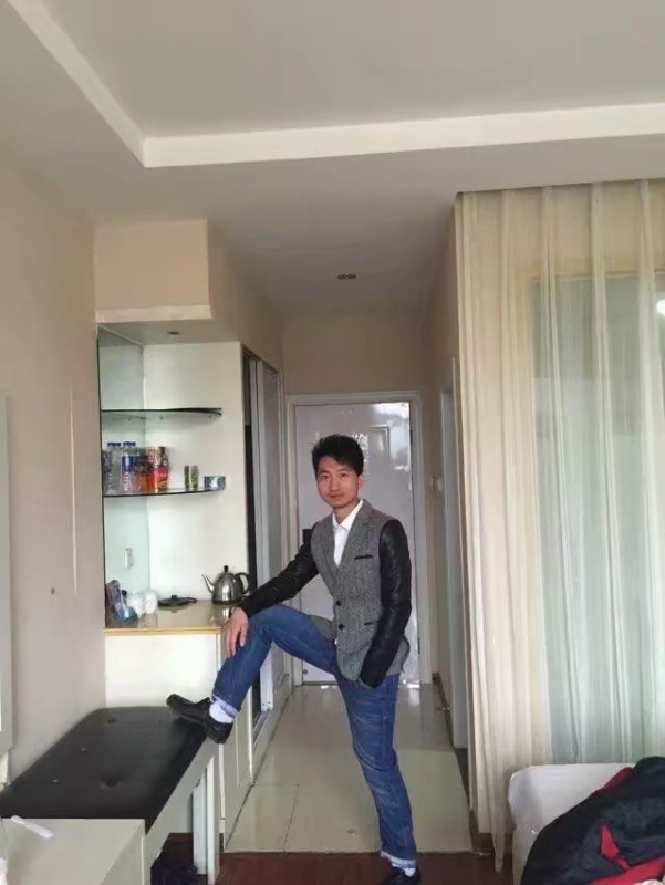 潇湘剑雨的第四张照片--长汀相亲网