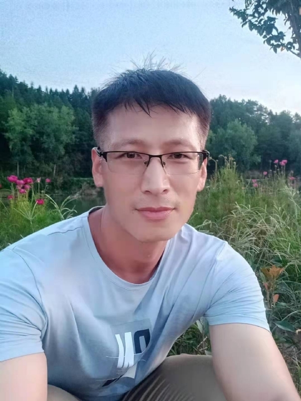 零零柒的第一张照片--长汀相亲网