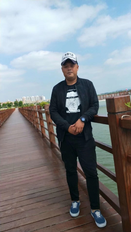 人生如戏的第二张照片--长汀相亲网
