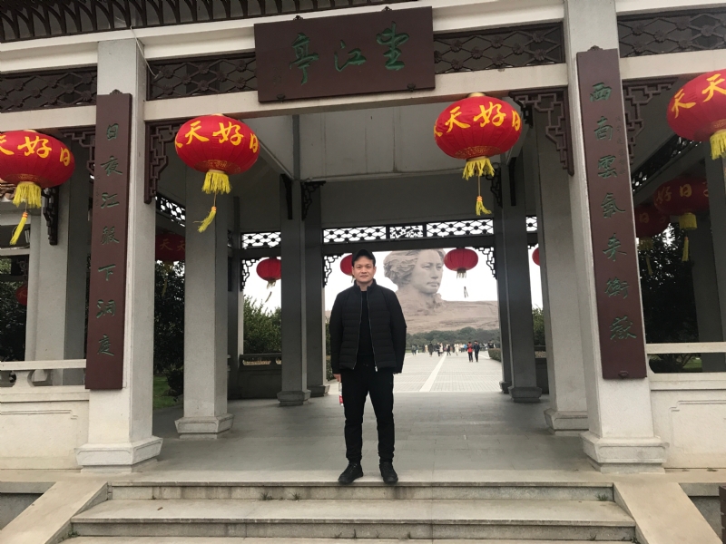 风继续吹的第一张照片--长汀相亲网