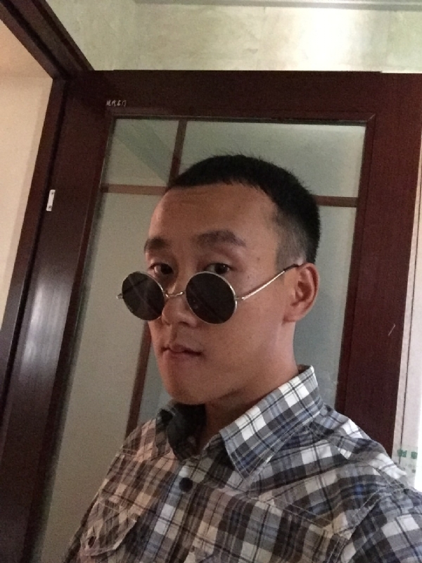 悲喜的第一张照片--长汀相亲网