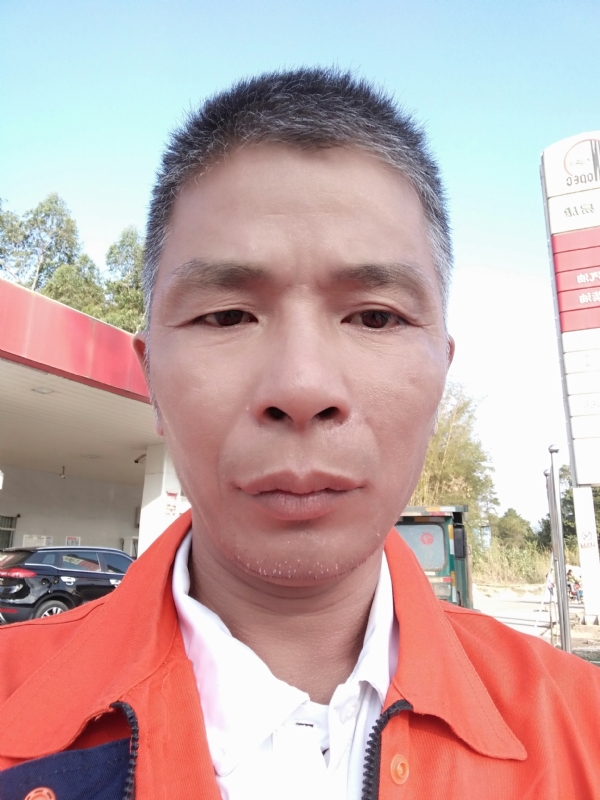静候缘分的第一张照片--长汀相亲网
