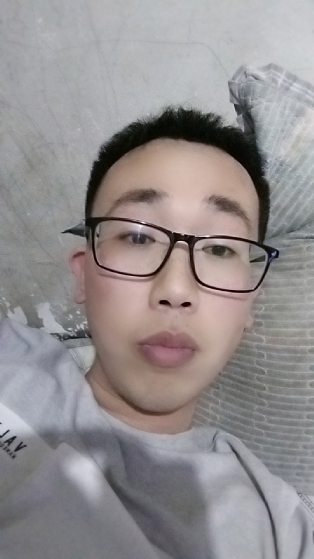 喜欢比我大的女人的第一张照片--长汀相亲网