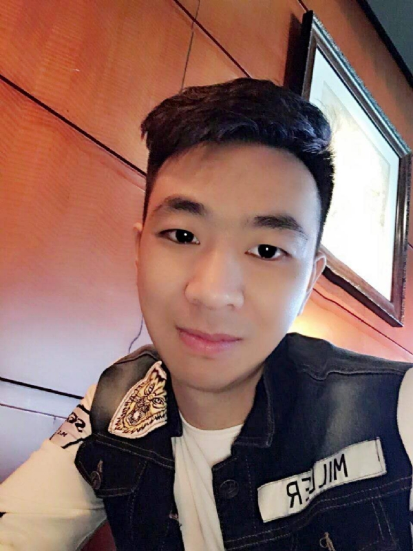 滞后的微笑的第三张照片--长汀相亲网