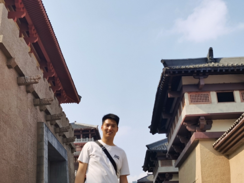 咸鱼不闲的第二张照片--长汀相亲网