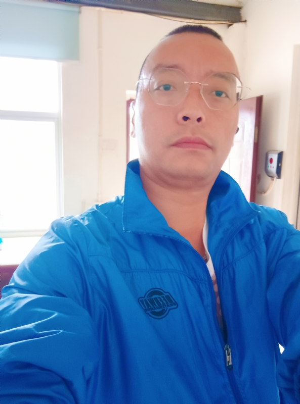 通海混混的第一张照片--长汀相亲网
