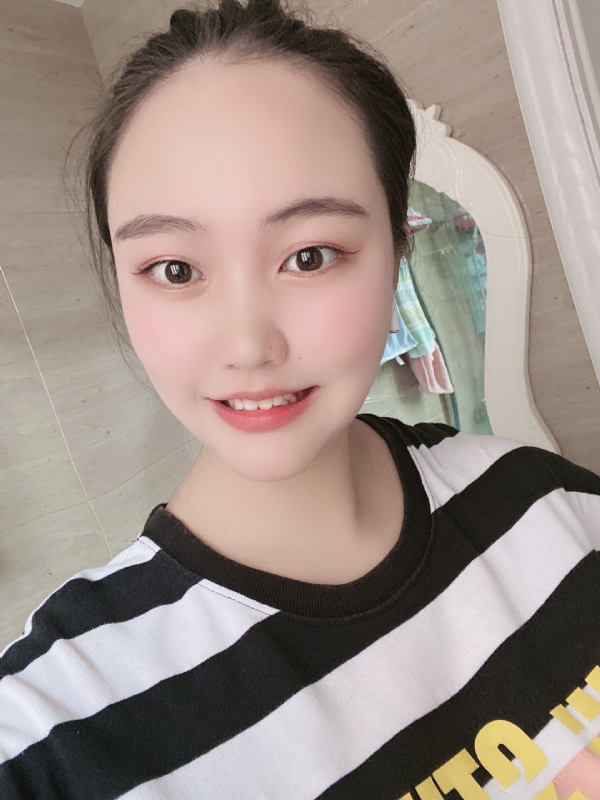 灵儿的第二张照片--长汀相亲网