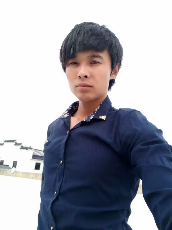 庸人自扰的第一张照片--长汀相亲网