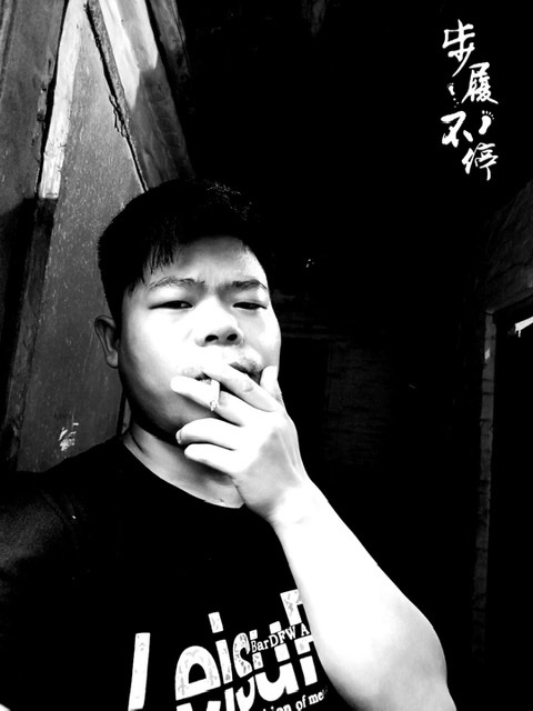 一見鍾情的第三张照片--长汀相亲网