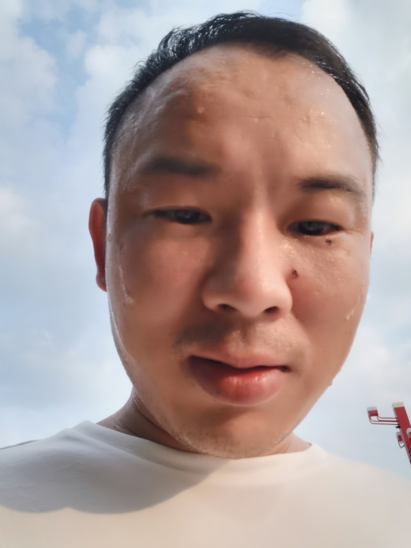 唐老鸭的第一张照片--长汀相亲网