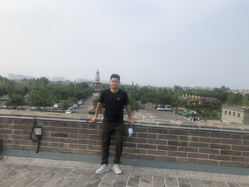 123.向左向右的第一张照片--长汀相亲网