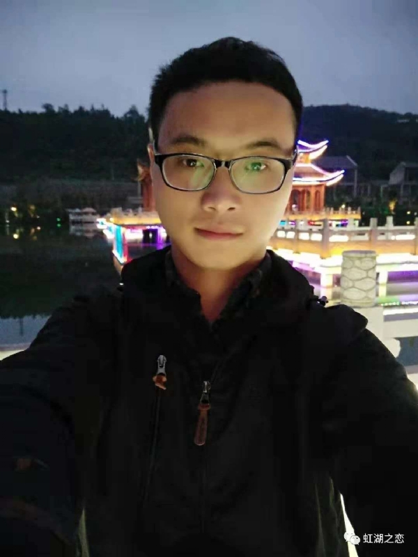 李逍遥的第一张照片--长汀相亲网