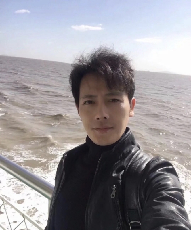 疯狂的小鱼的第一张照片--长汀相亲网