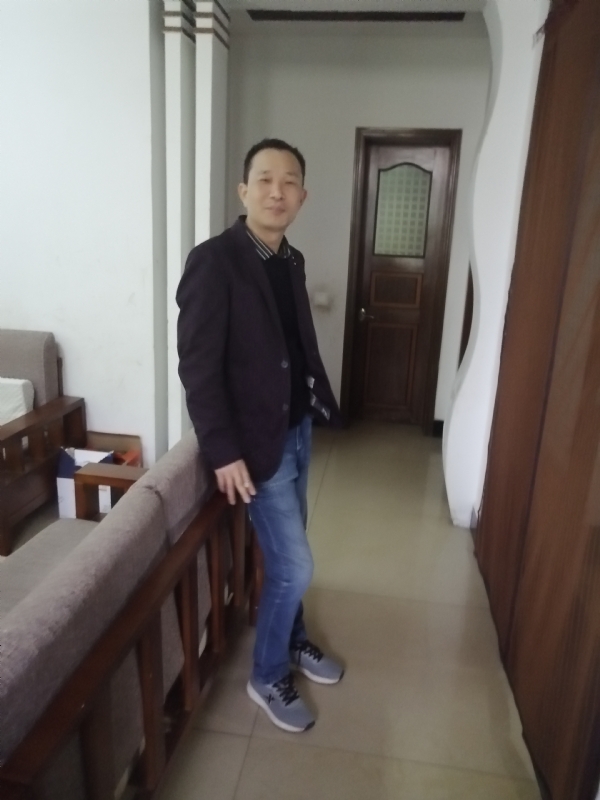 相亲相爱的第二张照片--长汀相亲网