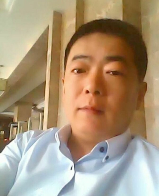 落叶随风的第一张照片--长汀相亲网