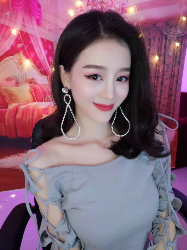 Cici的第三张照片--长汀相亲网