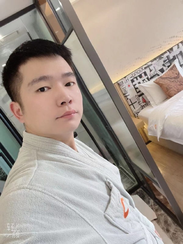 绿帽的第一张照片--长汀相亲网