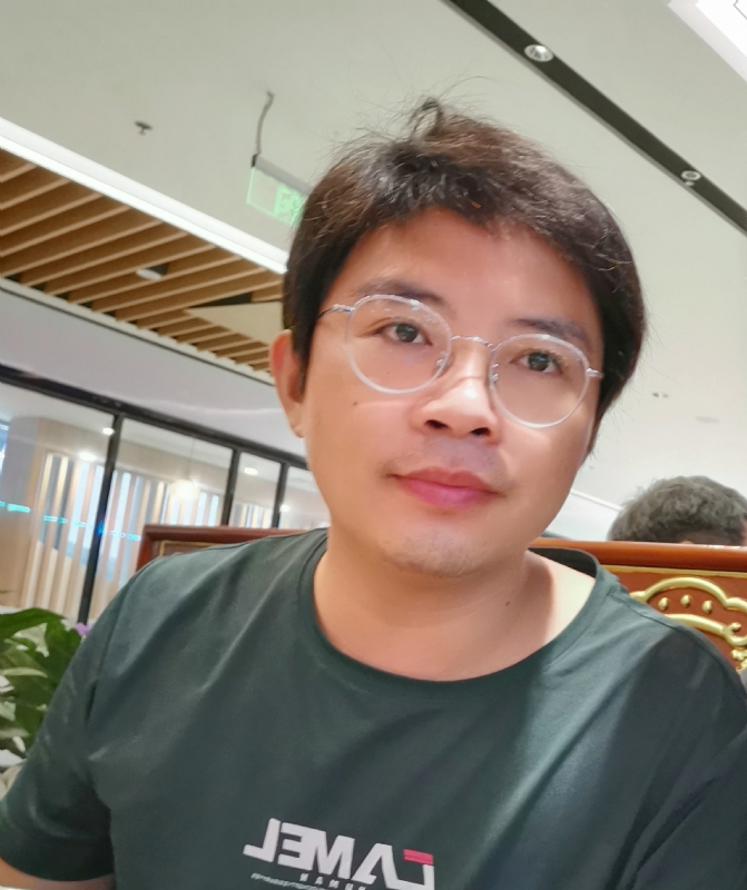 陆迅的第三张照片--长汀相亲网
