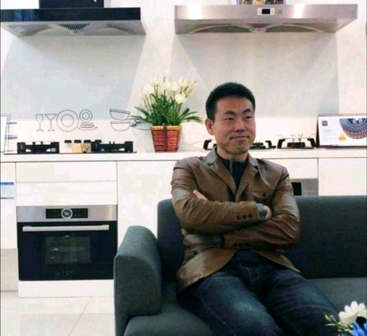 奋斗的执着的第一张照片--长汀相亲网