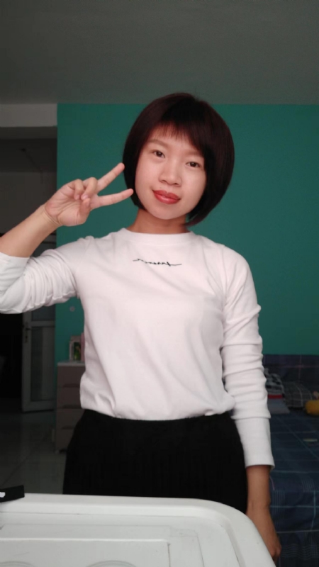 向日葵的第一张照片--长汀相亲网
