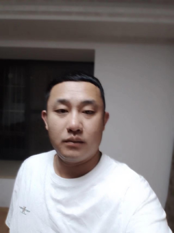 魔尊的第一张照片--长汀相亲网