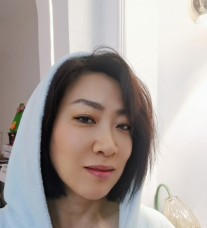 火玫瑰的第一张照片--长汀相亲网
