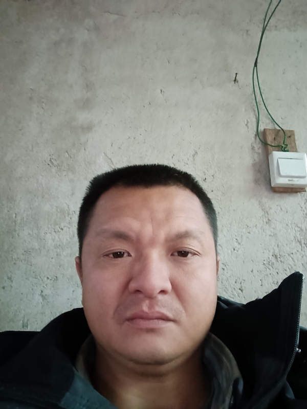 兰成龙的第四张照片--长汀相亲网