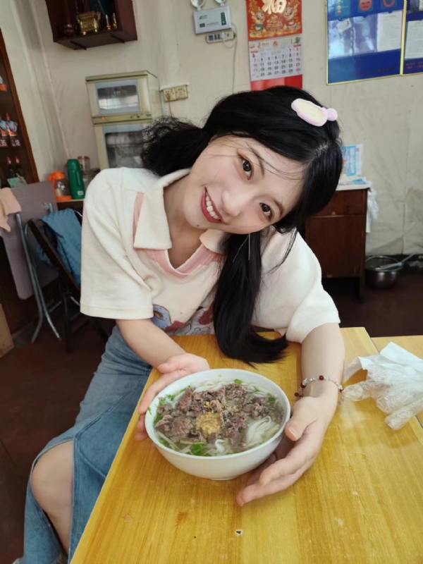 甜果的第一张照片--长汀相亲网
