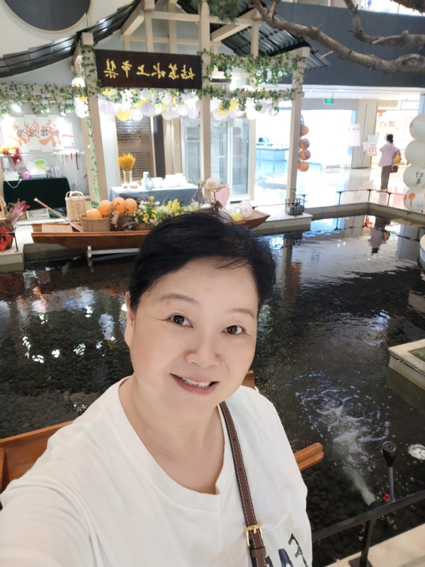 丁姐爱生活的第三张照片--长汀相亲网
