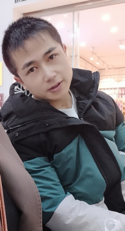 不骄不躁的第一张照片--长汀相亲网