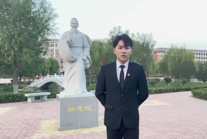 尚明月的第一张照片--长汀相亲网