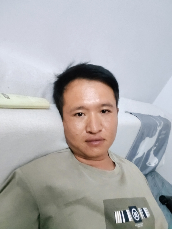 陌生人的第三张照片--长汀相亲网