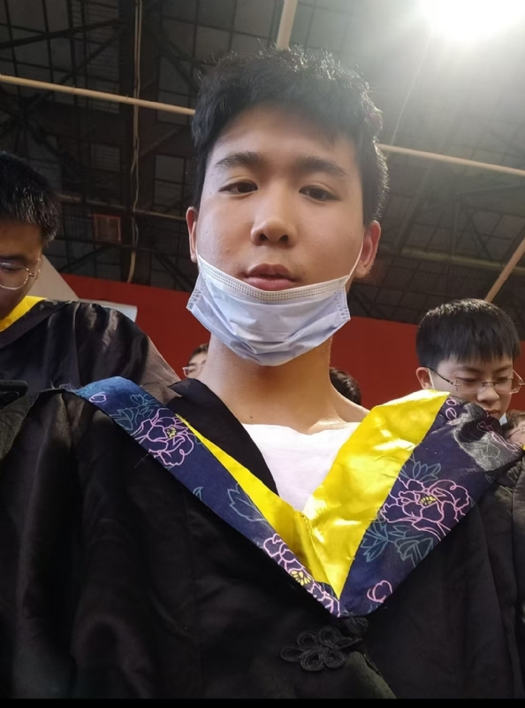 落落大方的第一张照片--长汀相亲网